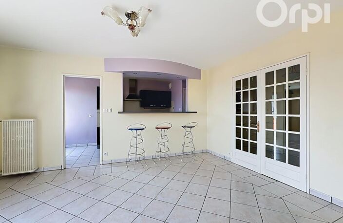 CLERMONT-FERRAND, Appartement, 100m², 3 chambres, balcon, cave et place de parking attitrée — photo 3