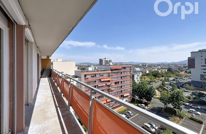 CLERMONT-FERRAND, Appartement, 100m², 3 chambres, balcon, cave et place de parking attitrée — photo 5