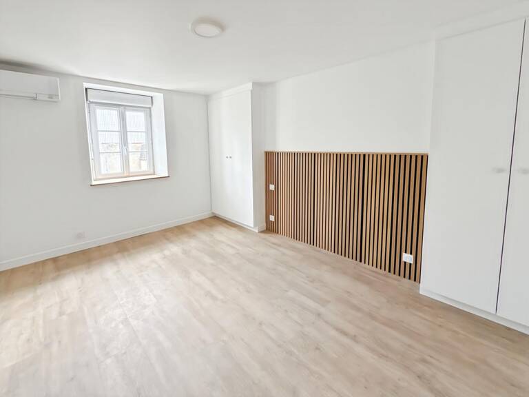 location appartement 2 pièces de 26,64 m² entièrement rénové — photo 1