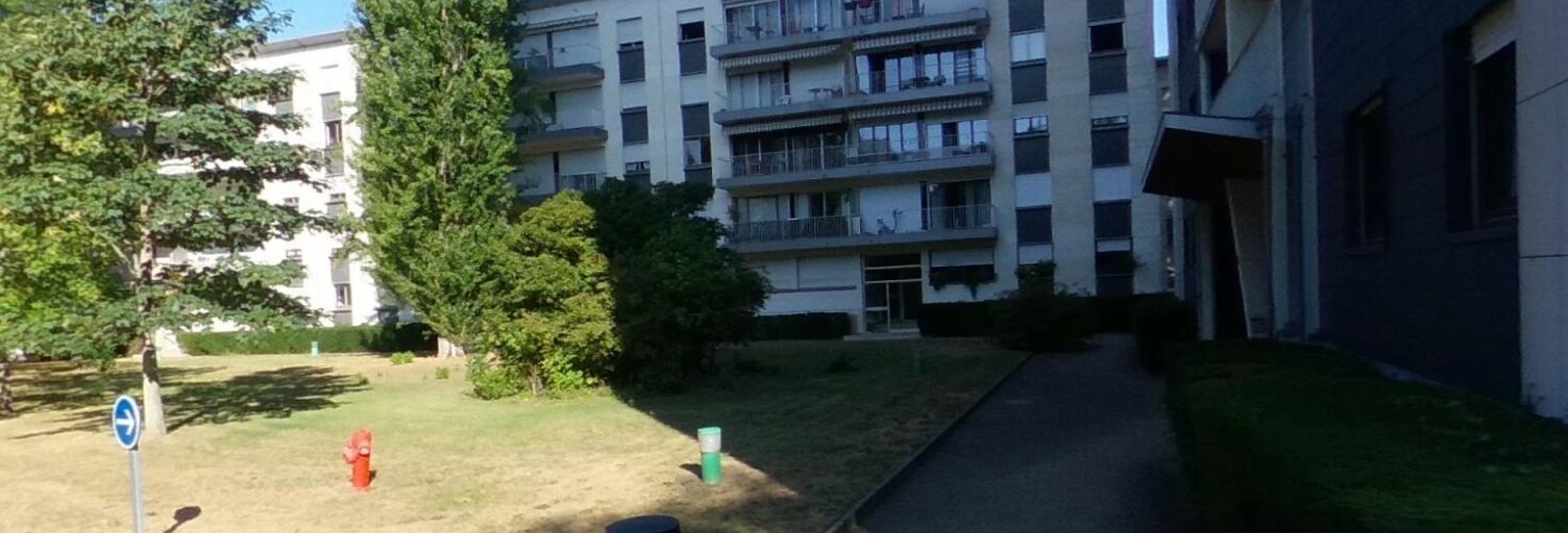 Appartement 4 Pièces  m² à louer à Orléans (45100)