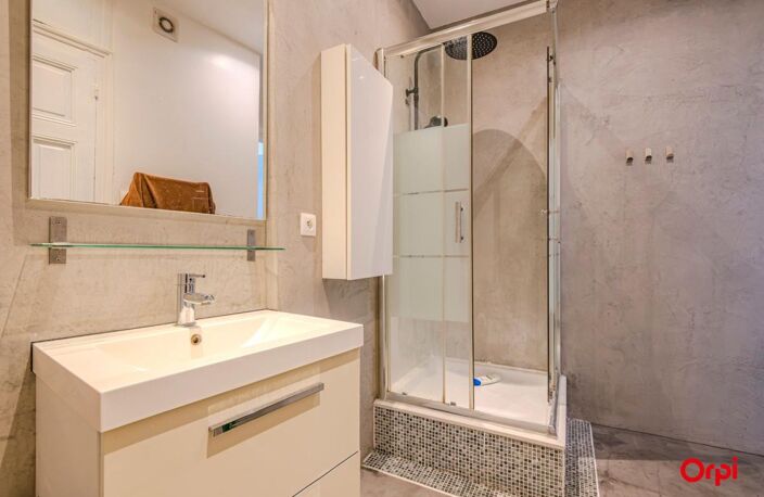 Appartement À Vendre T3 78m2 Hyper Centre de Reims — photo 5