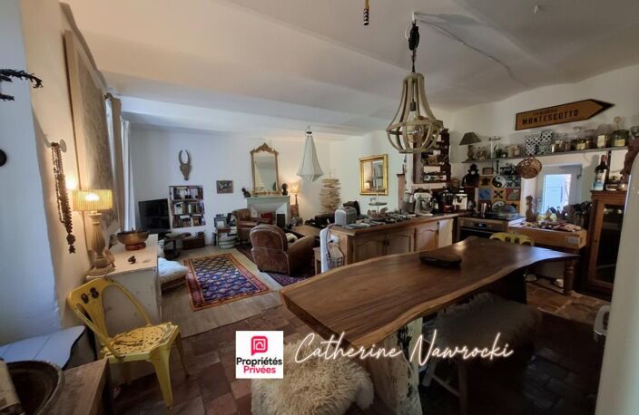Charme, authenticité et potentiel pour cette belle maison de 90 m² + 50 m² de remise sur un terrain 690 m² constructible dans sa totalité et piscinable 249 000 — photo 2