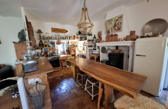 Charme, authenticité et potentiel pour cette belle maison de 90 m² + 50 m² de remise sur un terrain 690 m² constructible dans sa totalité et piscinable 249 000 — photo 3