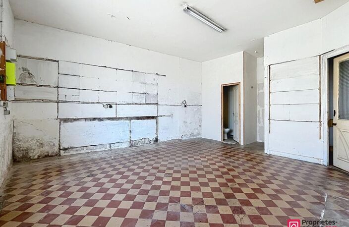 La Rochelle Fétilly - Votre bureau ou Local Professionnel - Échoppe de 50 m² à aménager — photo 4