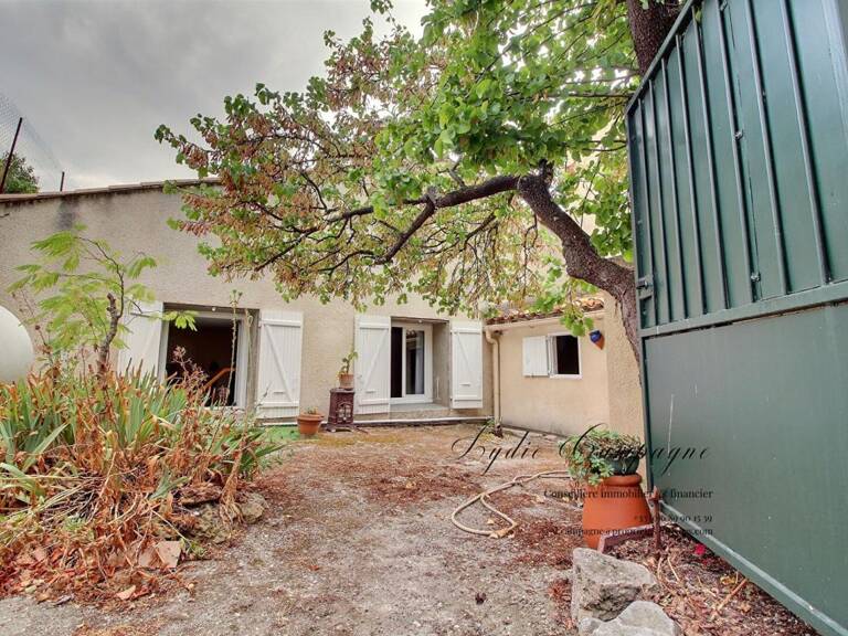 Maison vigneronne avec dépendance habitable, grand garage et terrain constructible — photo 1