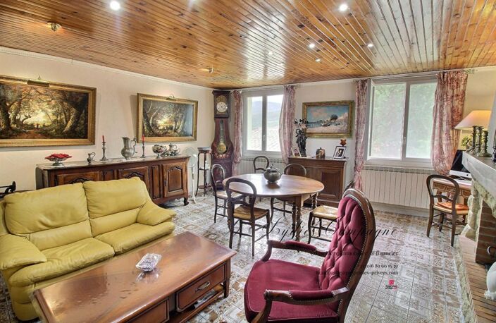 Maison vigneronne avec dépendance habitable, grand garage et terrain constructible — photo 4