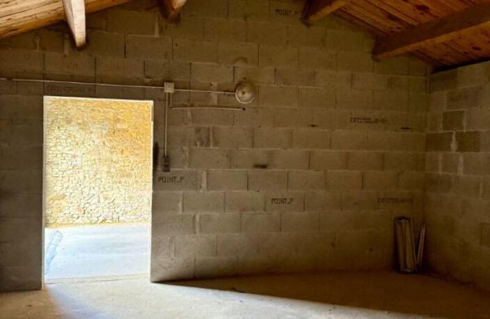 Garage Aubigny Les Clouzeaux 50 m2 — photo 3