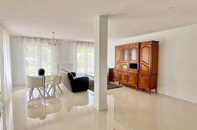 Appartement 3 pièces 1530 €