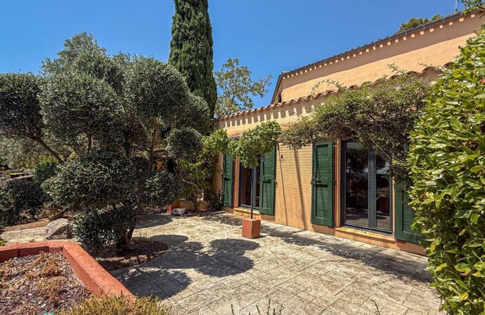 Villa d'architecte - Vue panoramique sur les Pyrénées - Carcassonne, quartier de l'Orée d'Auriac — photo 5