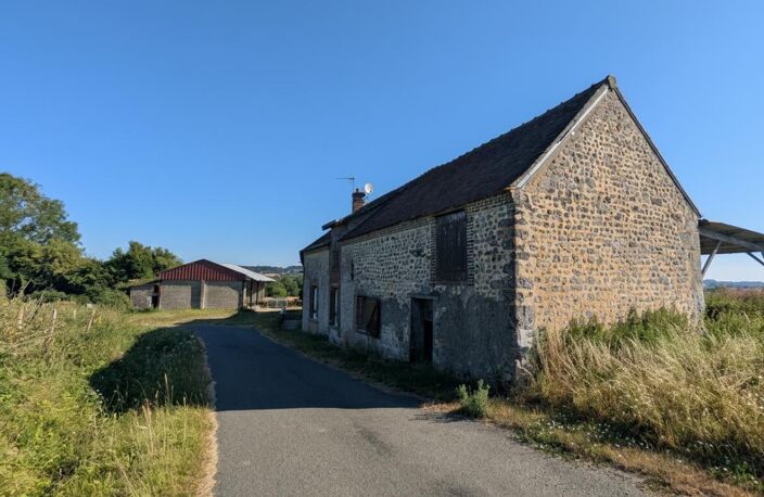 Propriété (corps de ferme) 360m2 au sol  à rénover — photo 2