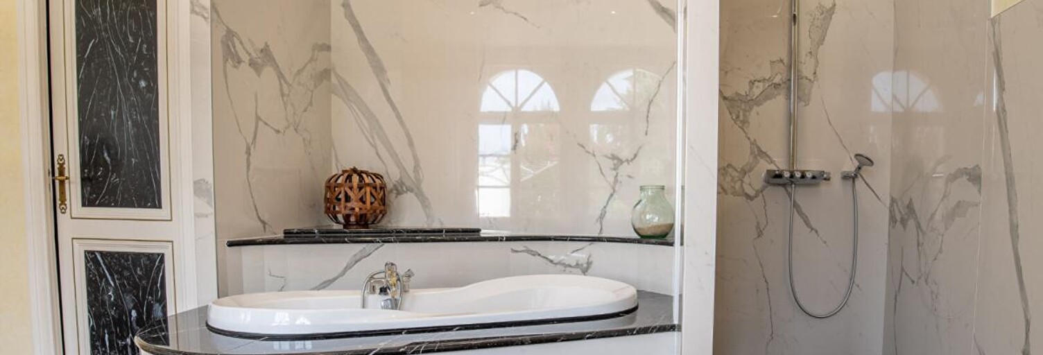 Maison 20 Pièces 454 m² à vendre à Les Sorinières (44840)