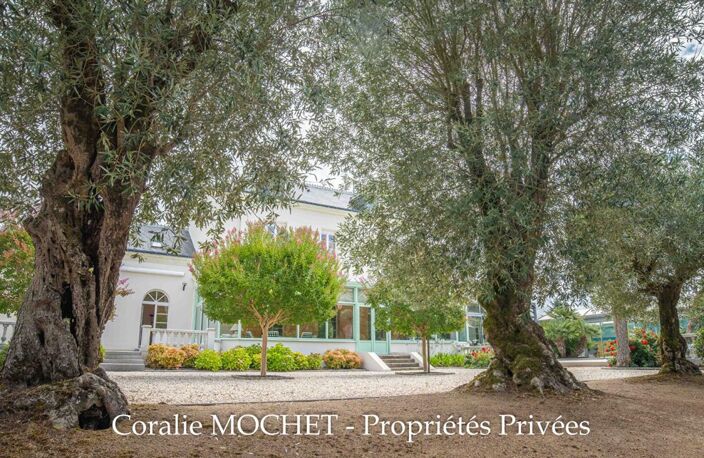 NANTES SUD -DOMAINE D'EXCEPTION DU XVIII-455 M² -PARC DE 1,23 HA -PISCINE COUVERTE — photo 5
