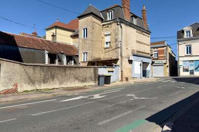 Immeuble  87000 €