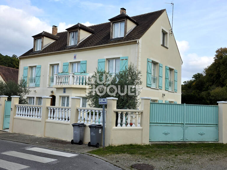 Maison spacieuse à vendre à Verneuil en Halatte - Référence C2248 — photo 1