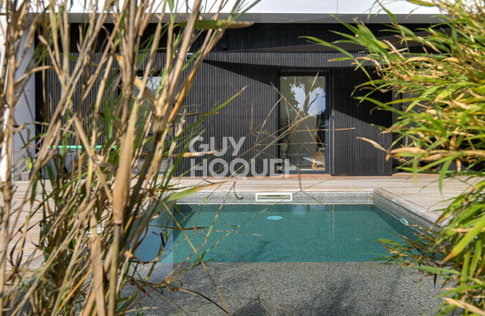 Villa d'architecte contemporaine avec piscine — photo 3