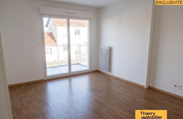 PONTEREAU - T2 BALCON GARAGE — photo 4