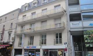 Garage   m² à louer à Tours (37000)
