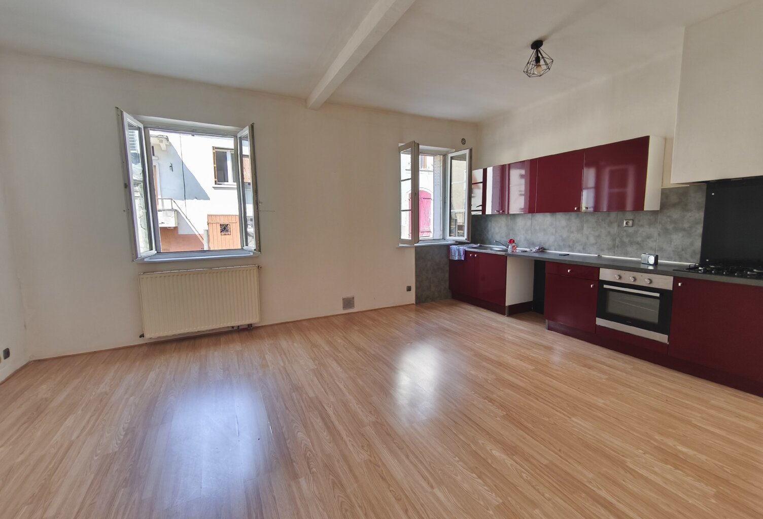 Maison 4 pièces 105 m&sup2; — photo 1
