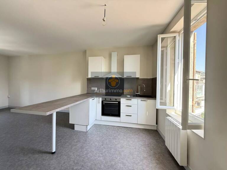 Charmant appartement T3 de 51 m² à Apt — photo 1