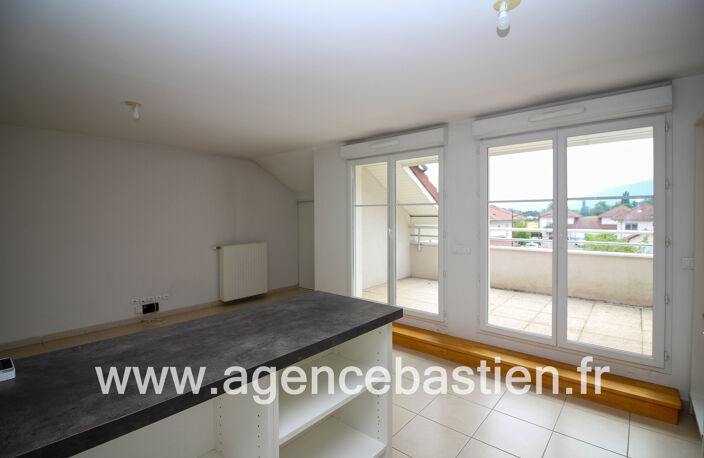 THOIRY   Appartement T4 - Dernier étage - proche centre vill — photo 5