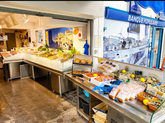 Rare opportunité   Fonds de commerce de poissonnerie histor — photo du bien