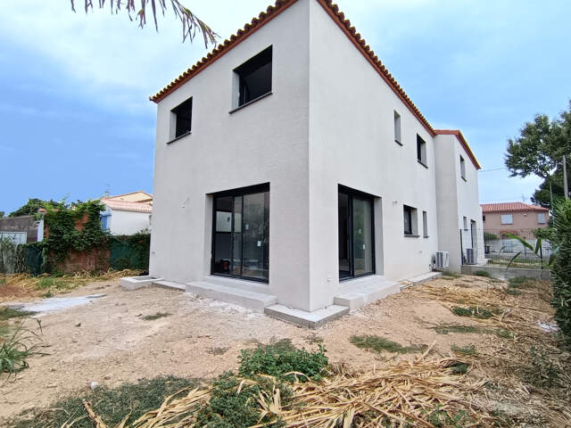 Villa neuves 3 chambres à Sainte-Marie quartier plage — photo du bien