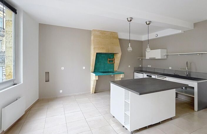 Appartement de 170 m2 neuf + local commercial — photo 2