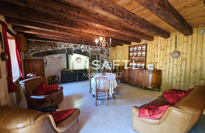 Ancien corps de ferme Chaudes-Aigues (Ventuéjols) — photo 3