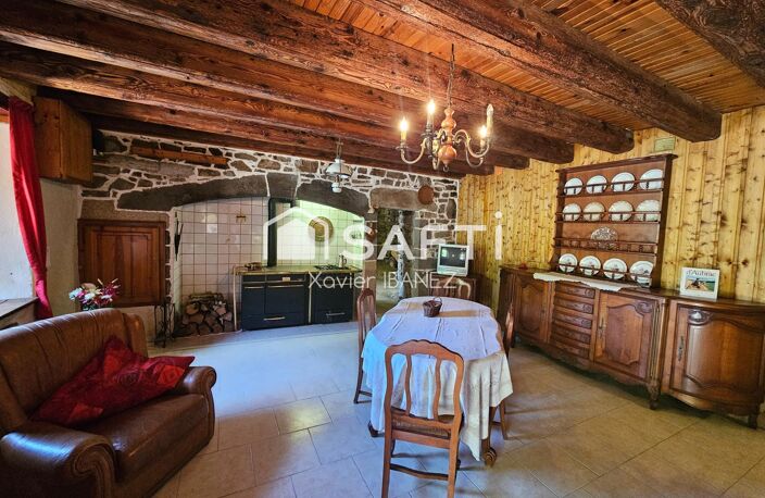 Ancien corps de ferme Chaudes-Aigues (Ventuéjols) — photo 4