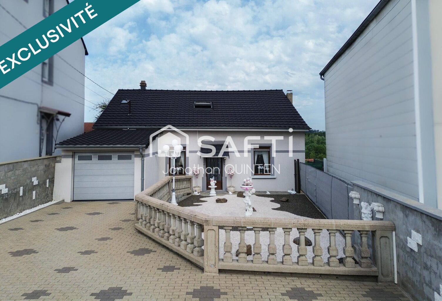 Vous recherchez une maison où chaque détail a été soigné au fil des années ? Cette propriété est faite pour vous. — photo 1