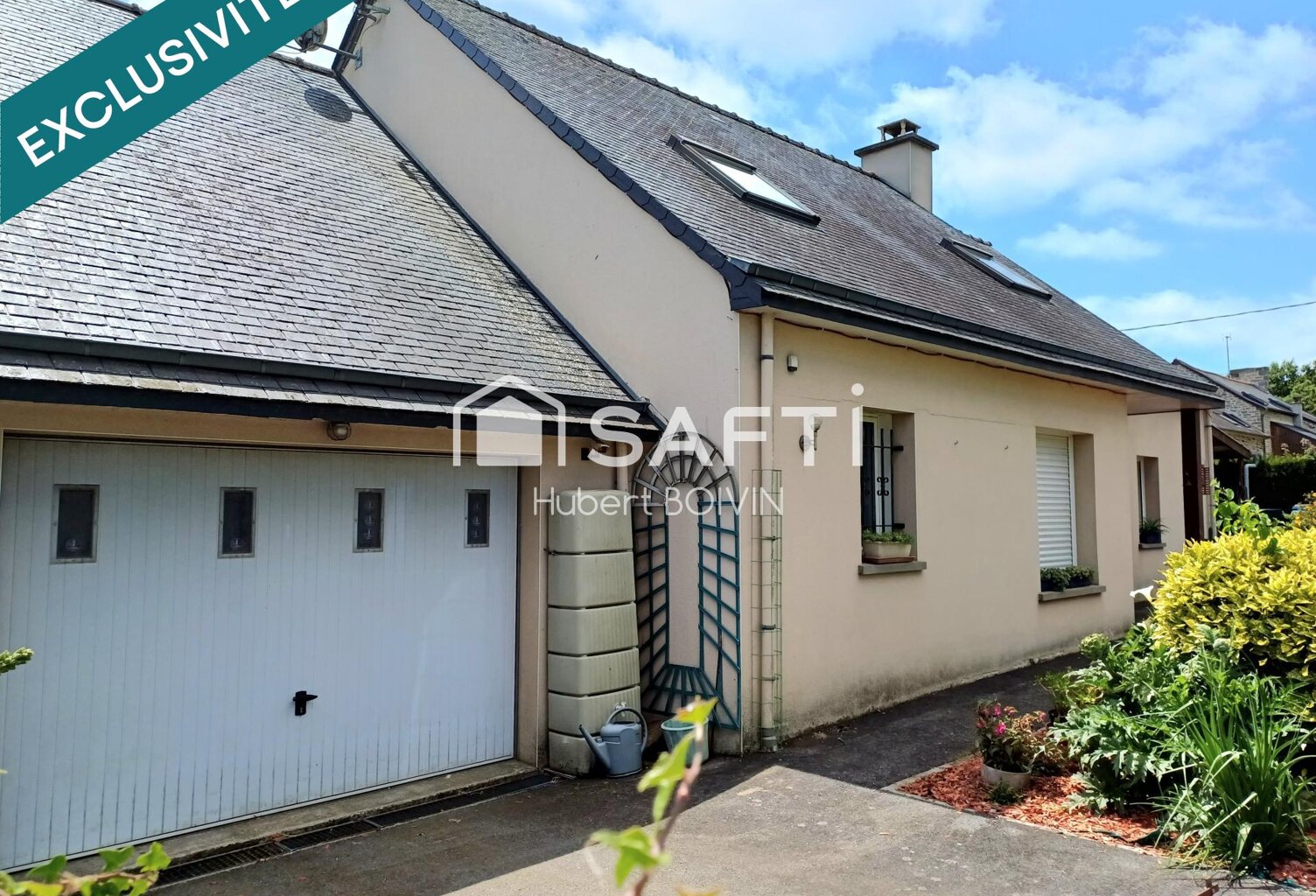 BAISSE DE PRIX EXEPTIONNELLE ! URGENT...Sortie de SAINT AUBIN DU CORMIER, à seulement 3 mn du centre et de l'accès à l'A84, belle maison tradtionnelle de 1998... — photo 1