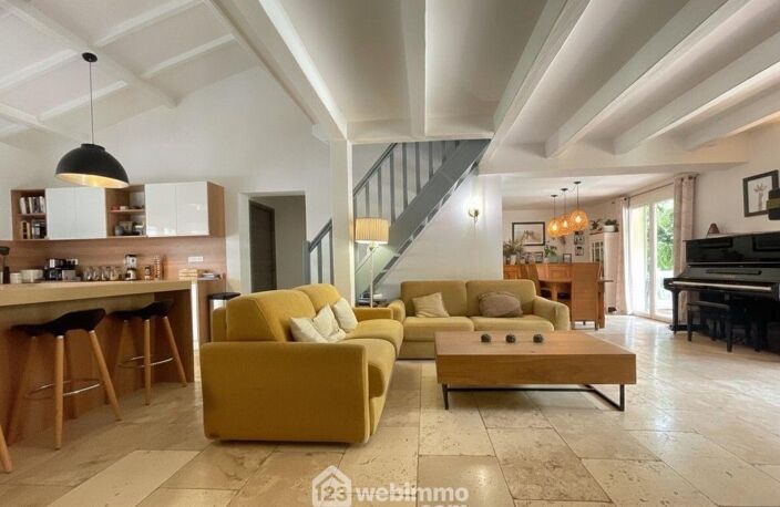 Villas - 123m² - Le Plan-de-la-Tour — photo 2
