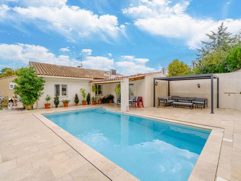 Maison type4/terrasse/piscine +type2 — photo 1
