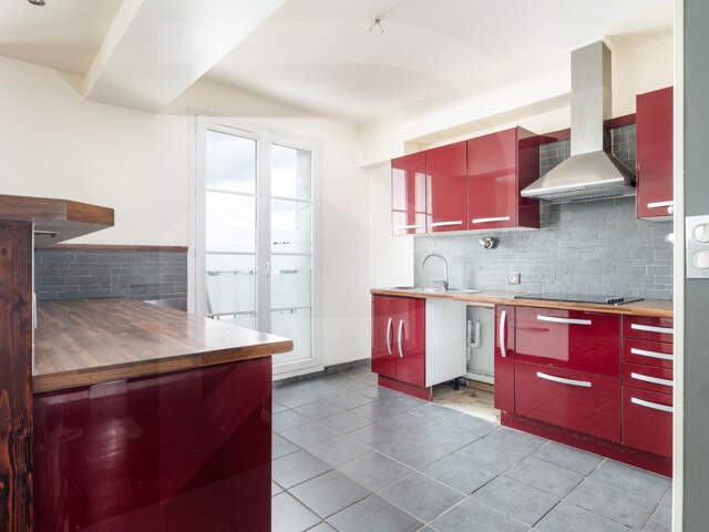 Location : Appartement T4 Lumineux avec Vue Dégagée ? Place Jean Maridor — photo du bien