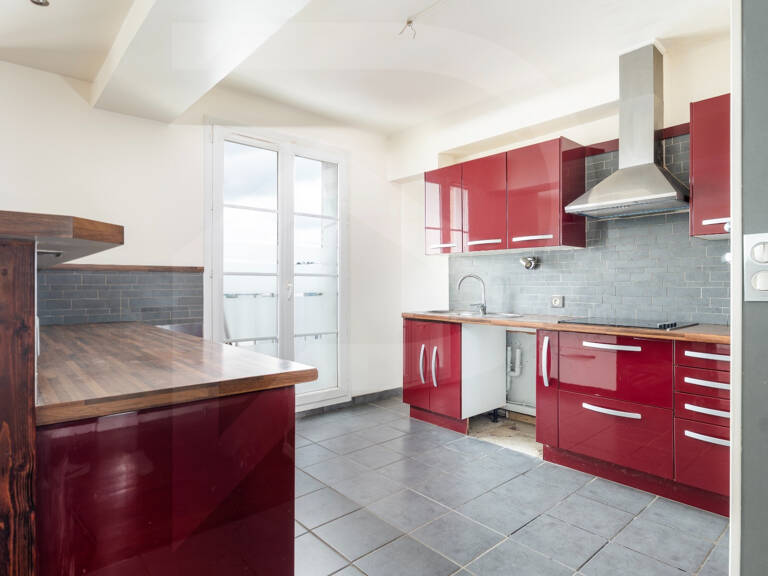 Location : Appartement T4 Lumineux avec Vue Dégagée ? Place Jean Maridor — photo 1