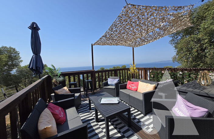 SOUS OFFRE / Maison 3 Pièces 40m² , JACUZZI 6P , VUE MER -SAINT-RAPHAEL-BOULOURIS — photo 3
