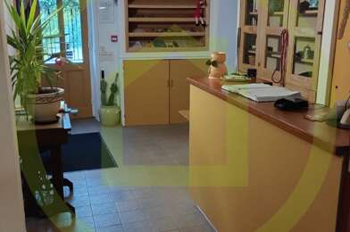 Commerce  240000 €