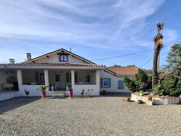Maison avec piscine et 2 hectares de terrain — photo 1