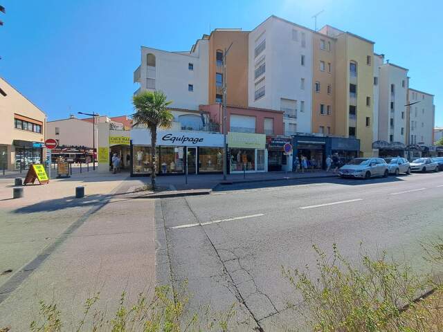 Local commercial — photo du bien