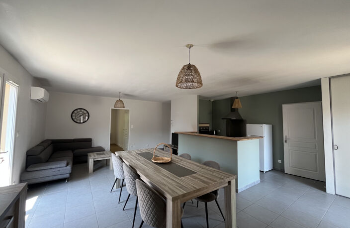 MAISON AU COEUR DU VILLAGE- SANS TRAVAUX — photo 3