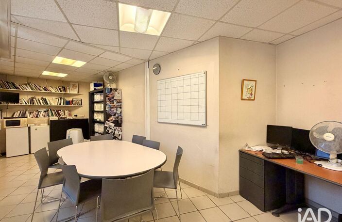 Vente Bureaux 192 m&sup2; — photo 5
