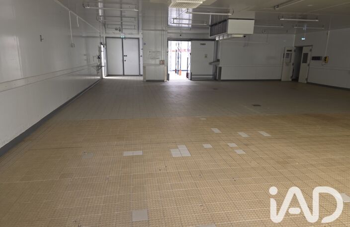 Vente Boutique/Local commercial 1 400 m&sup2; — photo 3