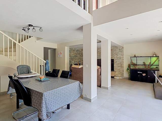 Vente Maison/villa 5 pièces — photo du bien