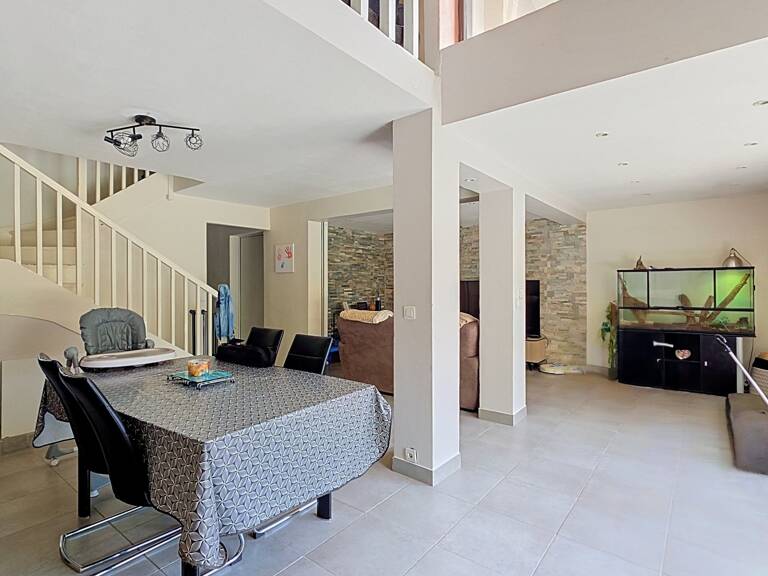Vente Maison/villa 5 pièces — photo 1