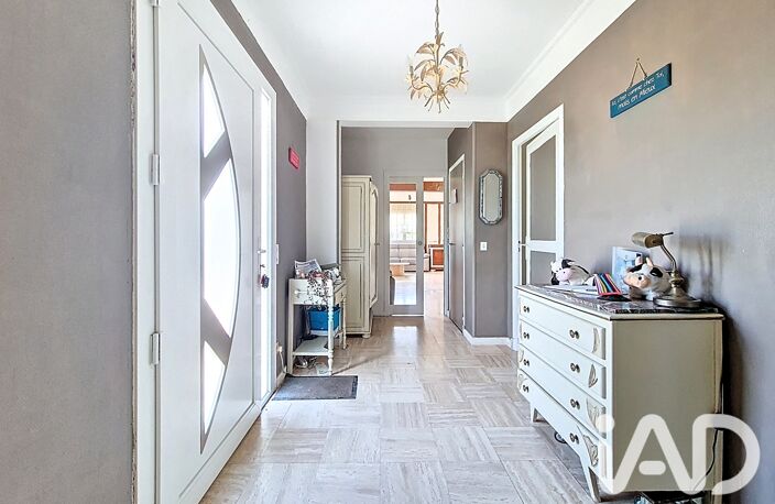 Vente Maison/villa 7 pièces — photo 3