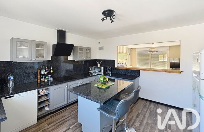Vente Maison traditionnelle 7 pièces — photo 2