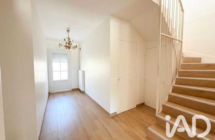 Vente Maison/villa 5 pièces — photo 2