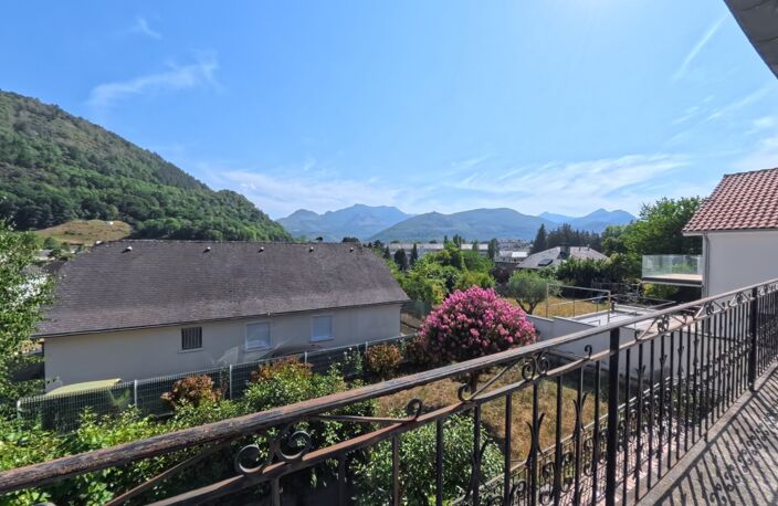 Vente Maison/villa 7 pièces — photo 2