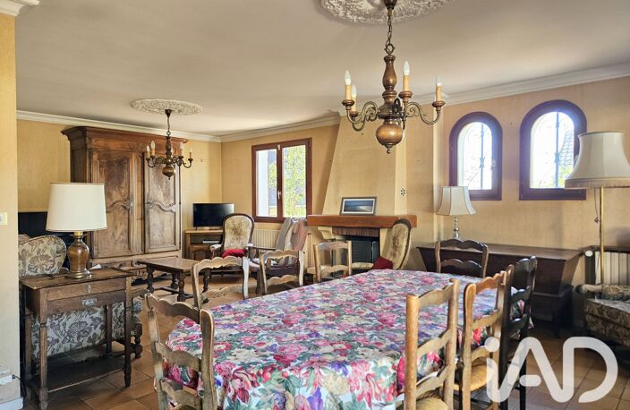 Vente Maison traditionnelle 8 pièces — photo 2