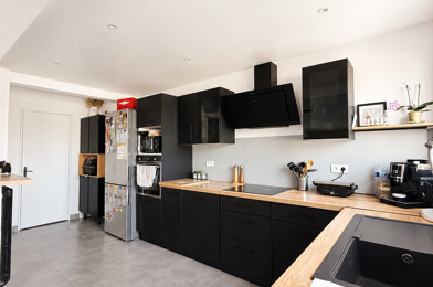Appartement 4 pièces 160000 €